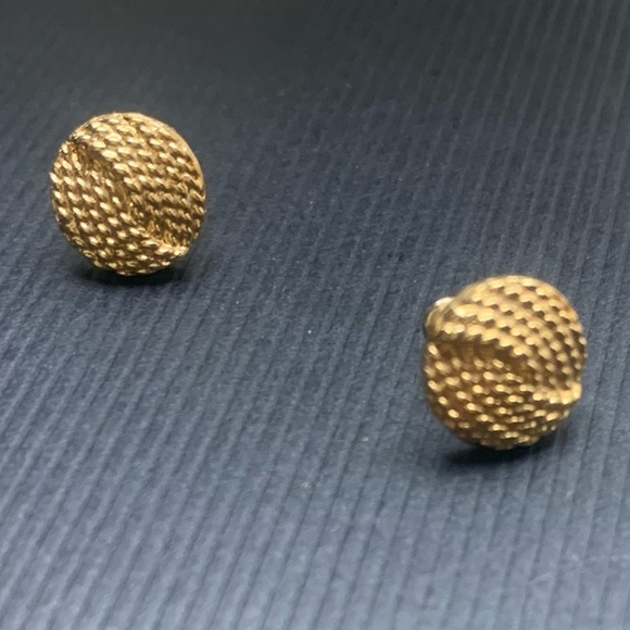 Monet “Vintage” Pierced Earrings - Picture 3 of 7